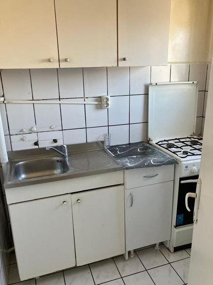 Garsonieră semidecomandată în UTA