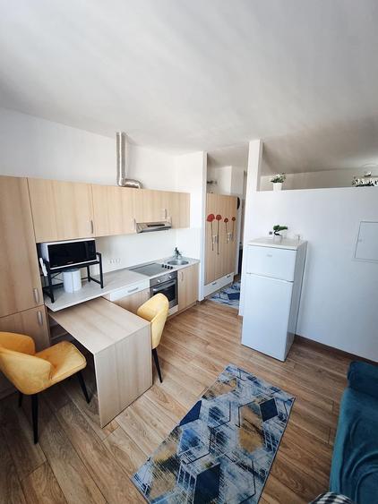 DE INCHIRIAT - Apartament cu o camera, etaj 2 - Complex Studentesc - 2
