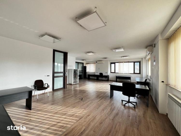Apartament cu 4 camere în Aviatorilor