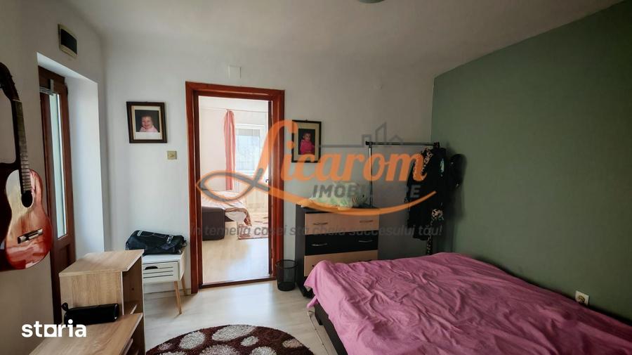 Corp de casa 4 camere zona Nicopole,curte comuna cu 1 familie. - 8