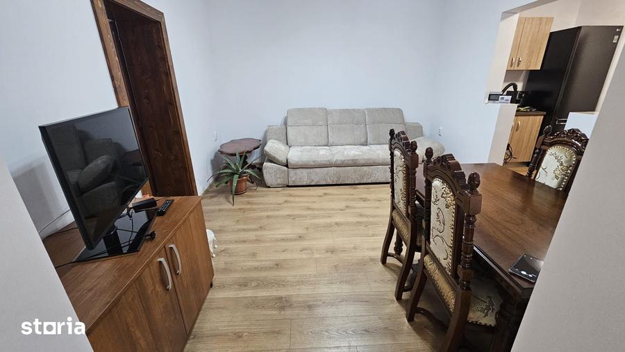 Casă cu 4 camere cu Teren 500 Mp în Iosia