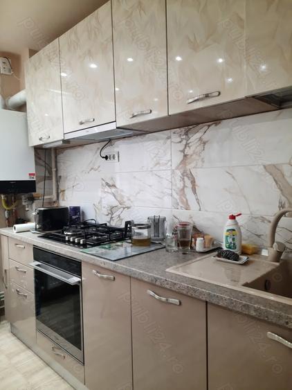 Apartament cu 4 camere decomandat în Micălaca
