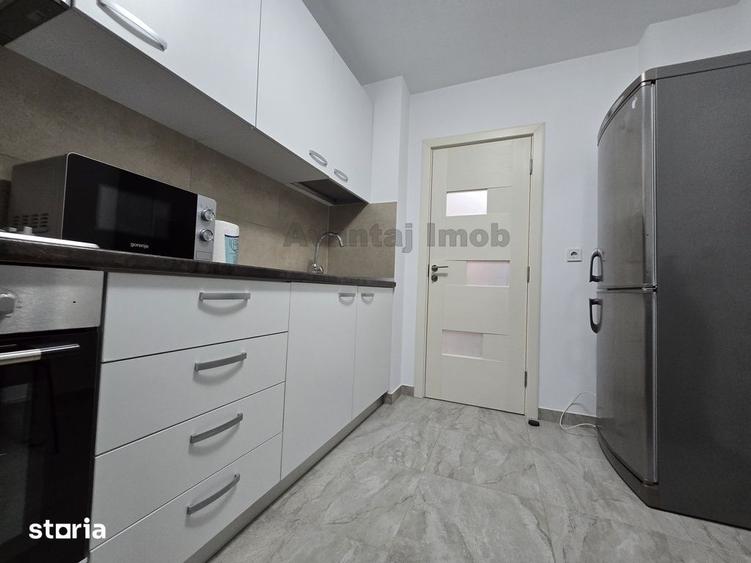 Apartament cu 3 camere decomandat în Decebal