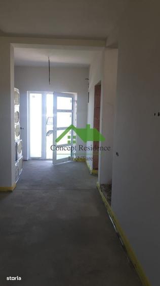 Casă cu 4 camere în Săsar