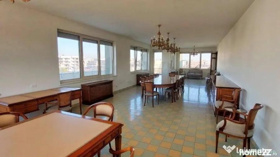 Spațiu comercial, de 350 mp, în Herăstrău