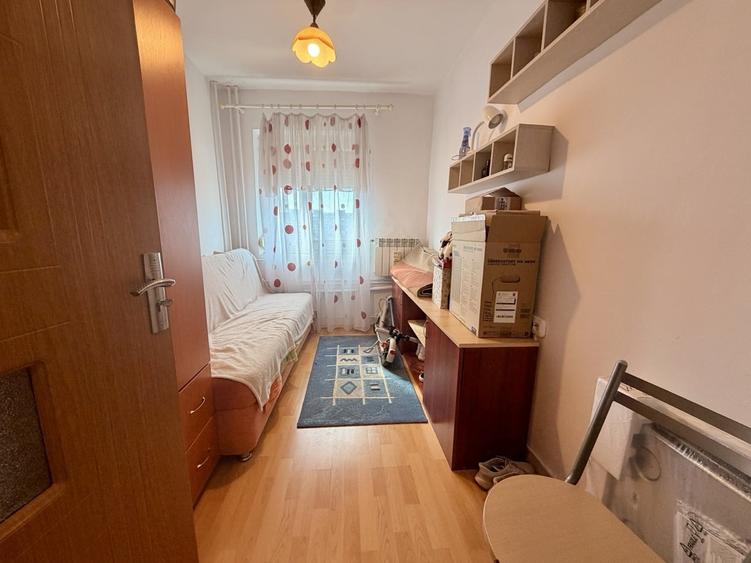 Apartament cu 2 camere semidecomandat, mobilat în Torontalului