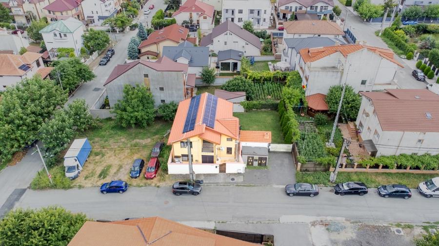 Casă individuală cu 5 camere cu Canalizare în Ovidiu