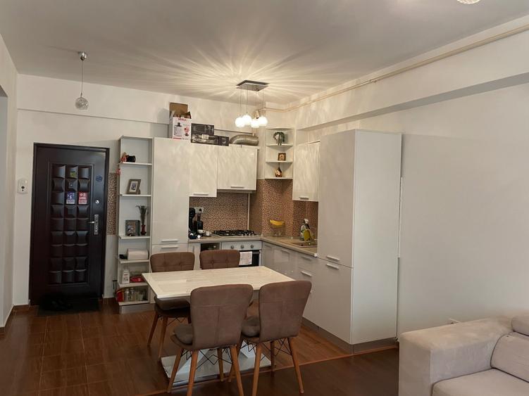 Apartament cu 2 camere decomandat în Chiajna