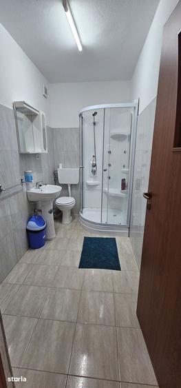 Apartament cu 3 camere în Central — fotografia 1
