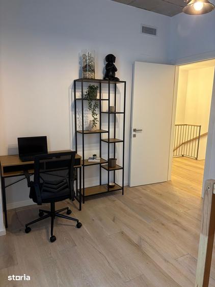 Casă cu 4 camere cu Teren 310 Mp în Tunari