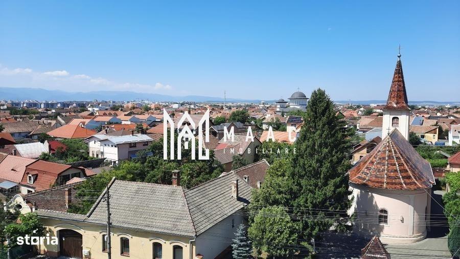 Apartament cu 3 camere decomandat în Gura Râului