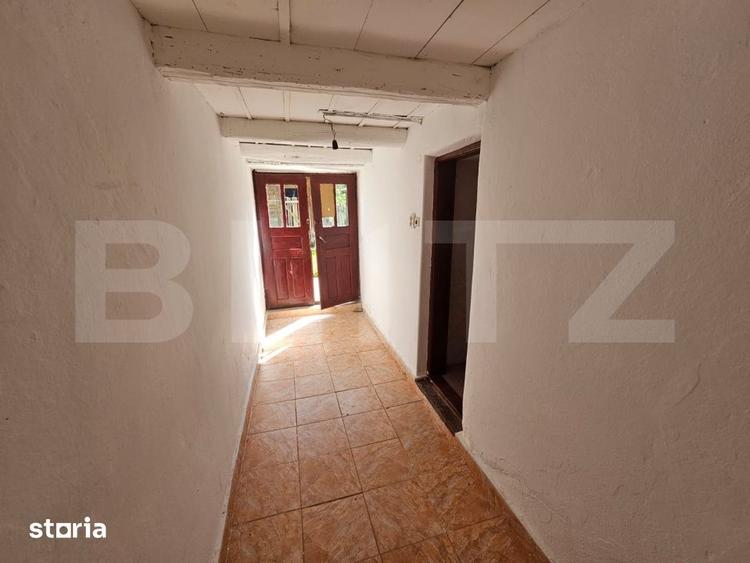 Casă cu 3 camere cu Teren 2800 Mp în Întregalde