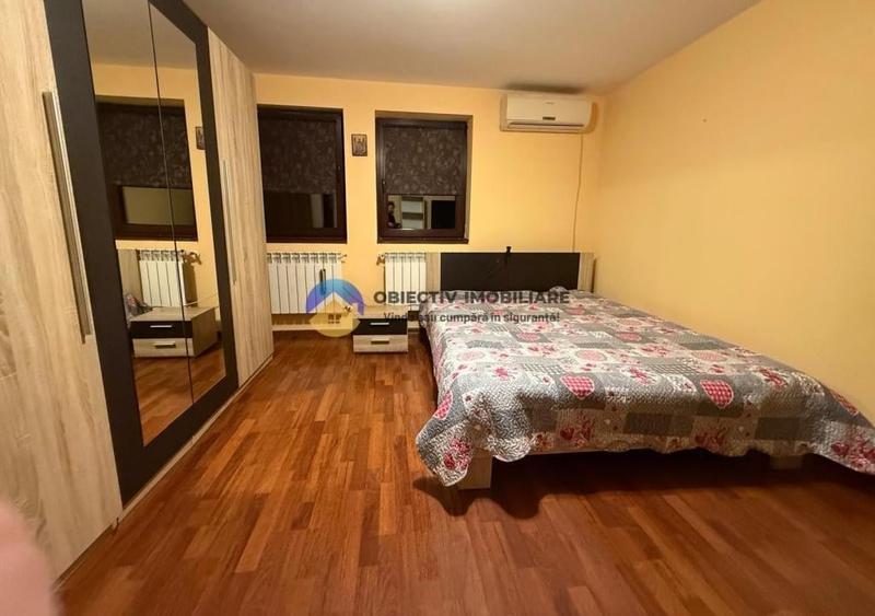 Casă cu 4 camere cu Teren 8807 Mp în Gura Văii