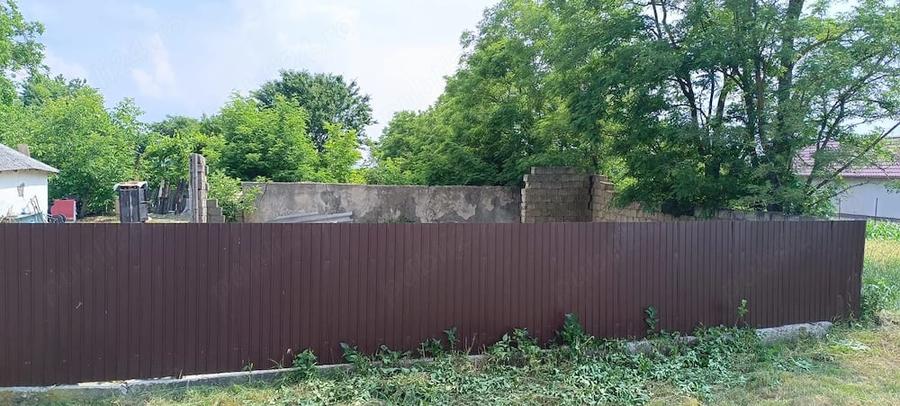 Teren de 5520 mp, în Timișești