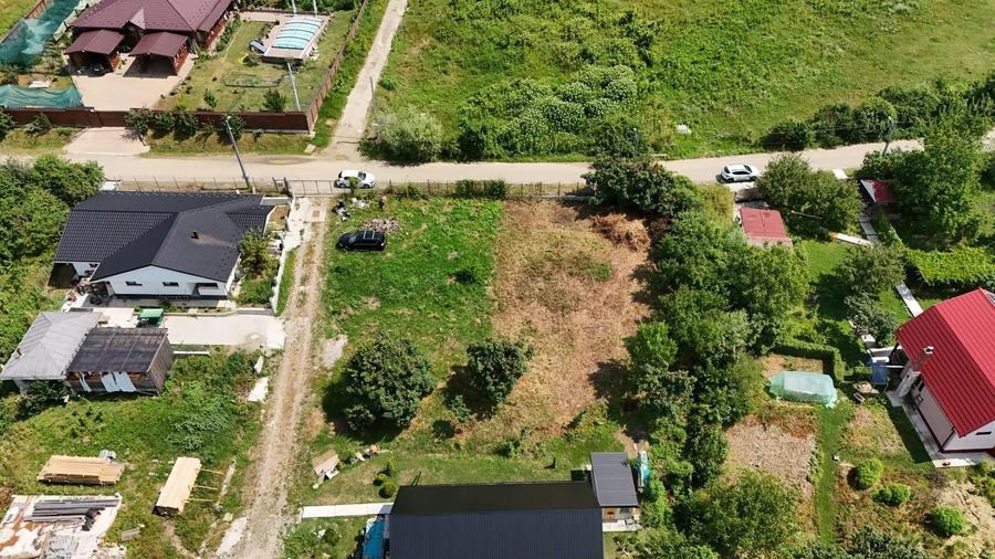 Teren intravilan de 500 mp, în Bârnova