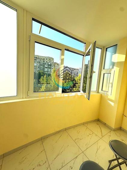 Apartament cu 3 camere decomandat în Decebal
