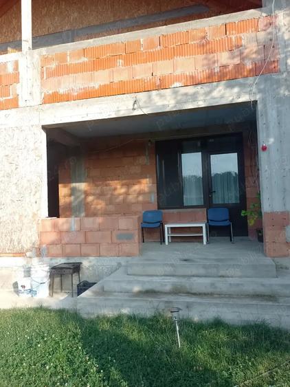 Casă cu 6 camere cu Teren 559 Mp în Ordoreanu