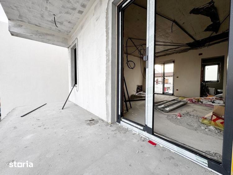 Casă cu 4 camere cu Teren 150 Mp în Girocului