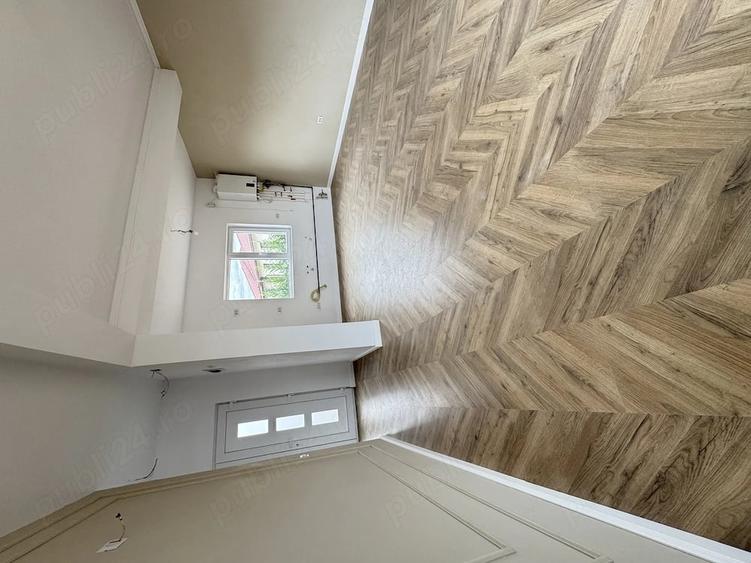 Casă cu 3 camere cu Teren 100 Mp în Central