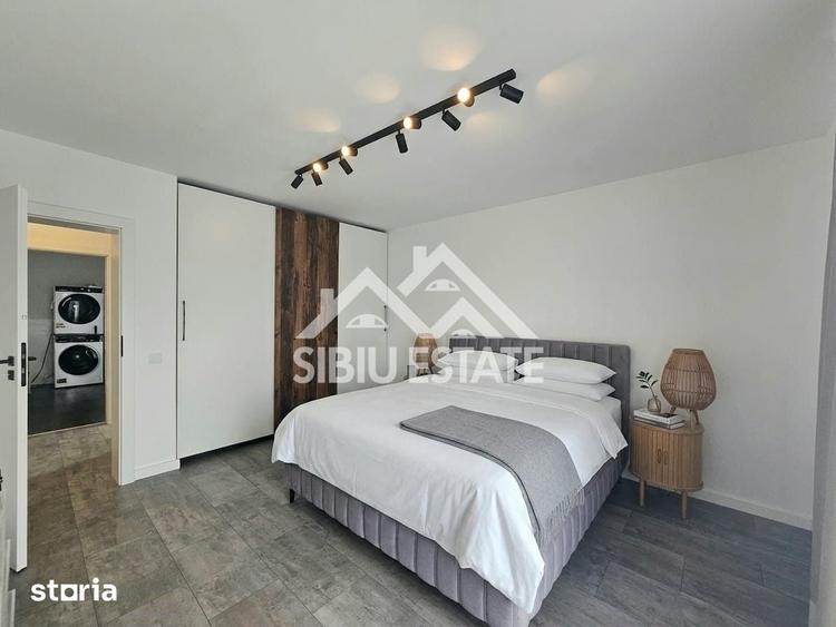 Casă cu 5 camere cu Teren 437 Mp în Central