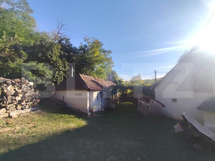 Casă individuală cu 5 camere cu Canalizare în Cigmău