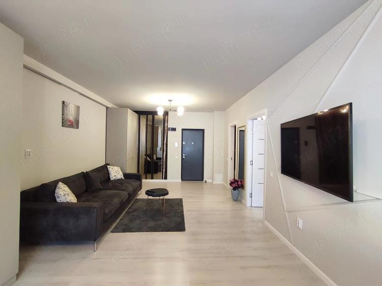 Apartament cu 2 camere semidecomandat în Florești
