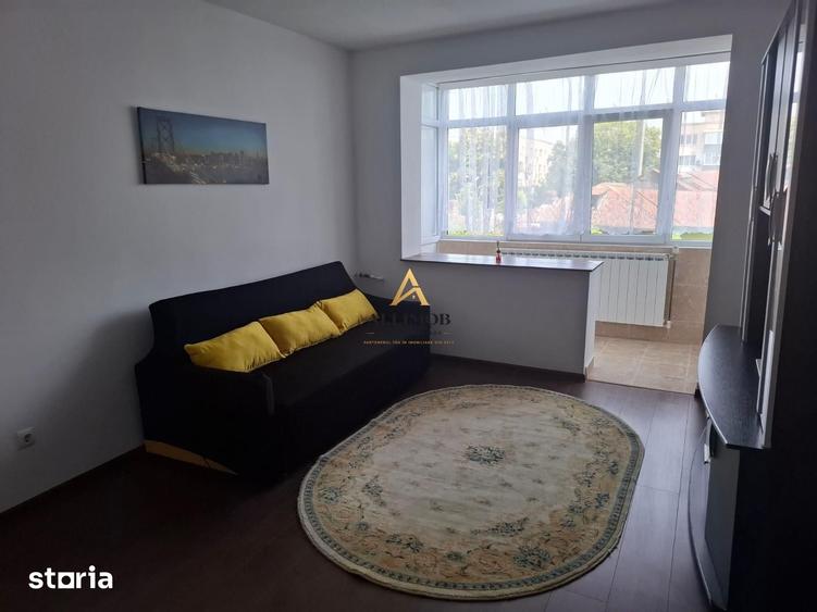 Apartament cu 2 camere în Democrației