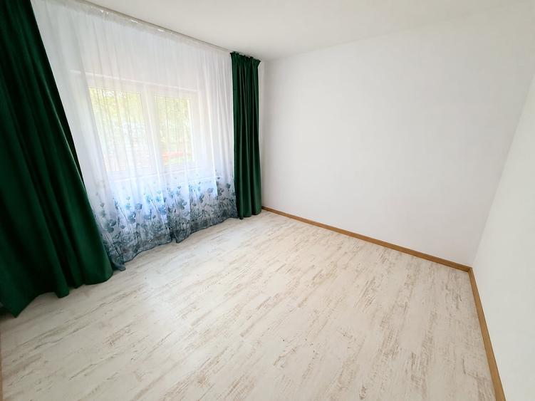 Apartament cu 4 camere decomandat în Vitan Mall