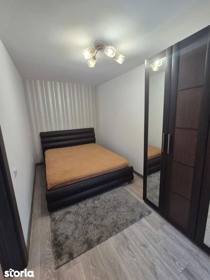 Apartament cu 3 camere decomandat în Alexandru cel Bun