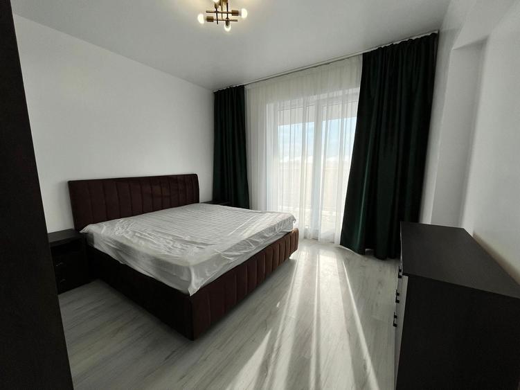 Apartament cu 3 camere decomandat, mobilat în Titan — fotografia 3