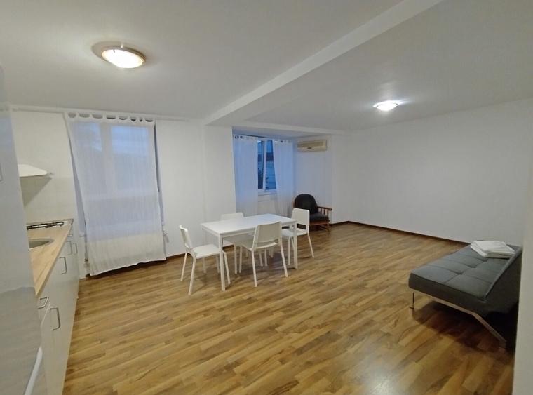 Apartament cu 2 camere decomandat, mobilat în Bucureștii Noi