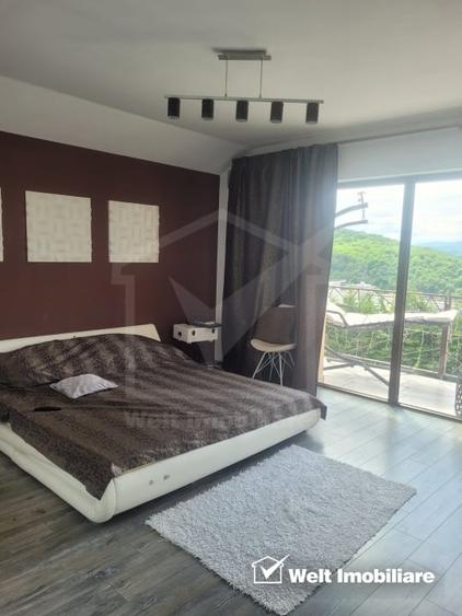Casă individuală cu 4 camere cu Garaj în Florești