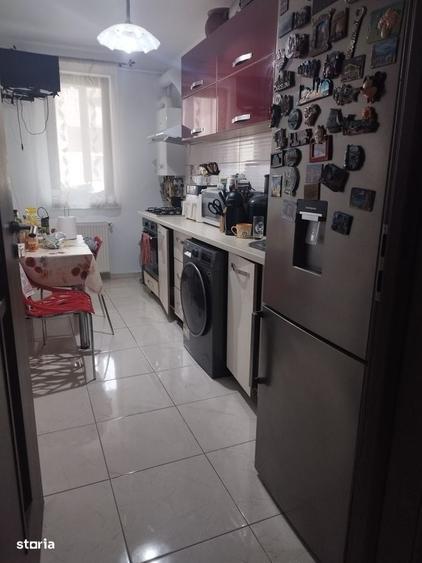 Apartament 3 camere de vanzare Drumul Taberei - 11