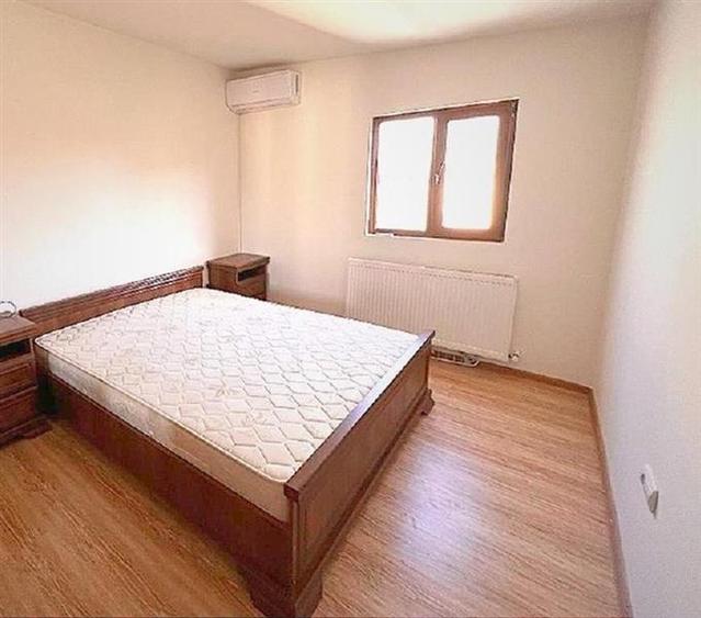 Apartament cu 4 camere decomandat în Herăstrău