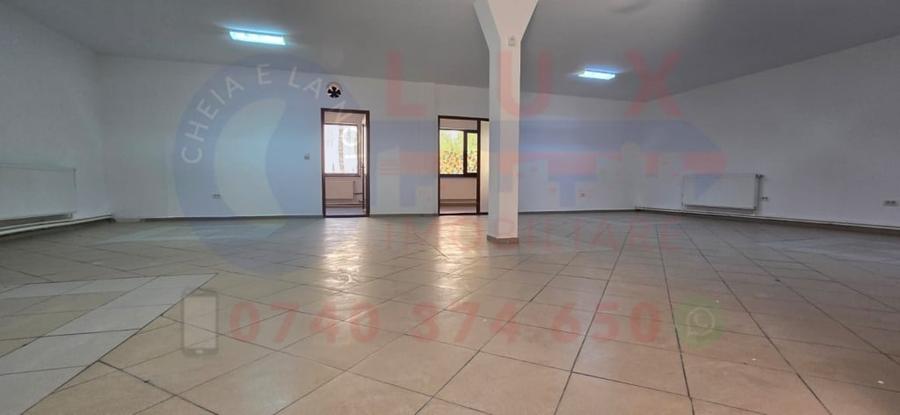 Birou, de 383 mp, în Central