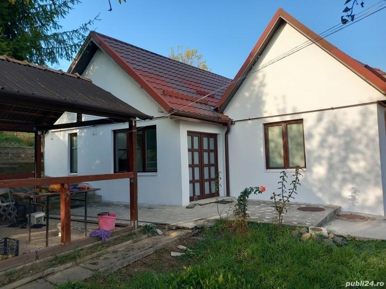 Casă cu 3 camere cu Teren 2300 Mp în Tudor Vladimirescu