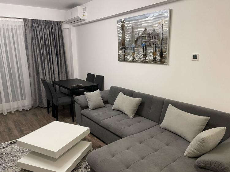 Apartament cu 3 camere decomandat, mobilat în Barbu Văcărescu