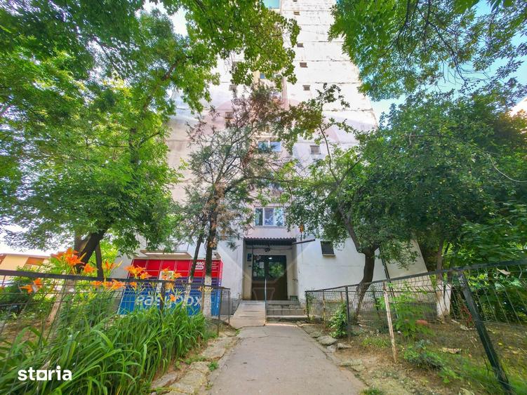 Apartament cu 2 camere semidecomandat în Giurgiului