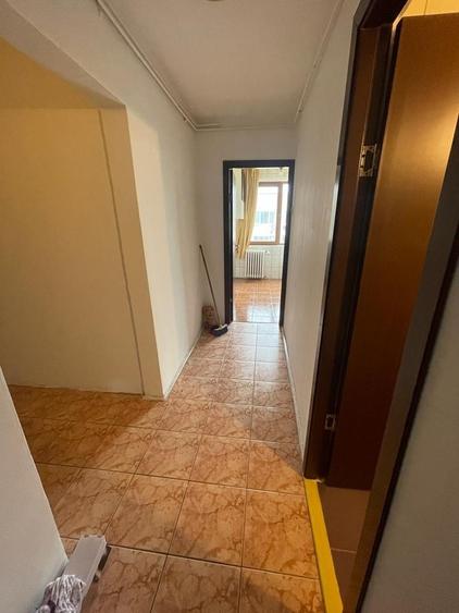 Apartament cu 2 camere decomandat în Tineretului