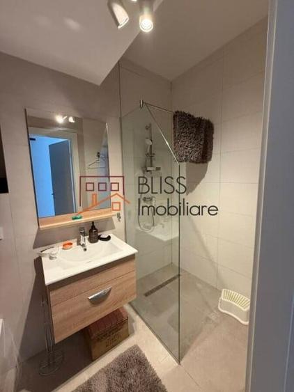 Apartament cu 3 camere decomandat în Pipera