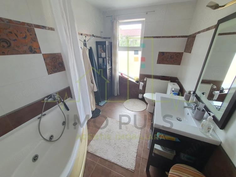Casă cu Teren 1260 Mp în Soarelui