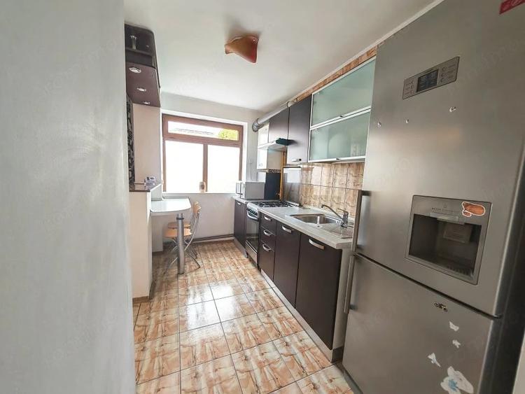 Apartament cu 2 camere semidecomandat în Central