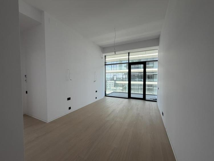 Penthouse cu 4 camere decomandat în Floreasca