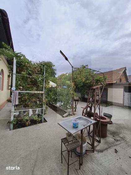 Casă cu 3 camere cu Teren 2252 Mp în Valea Mare