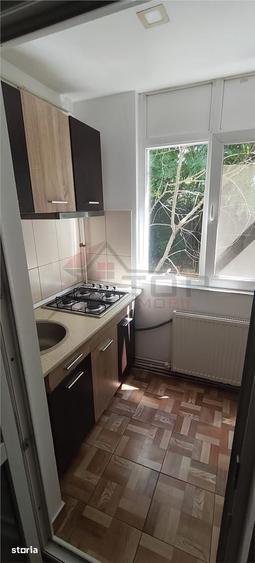Apartament 1 Camera - Bloc 1981 - Etaj 1 - Podul de Fier - 1