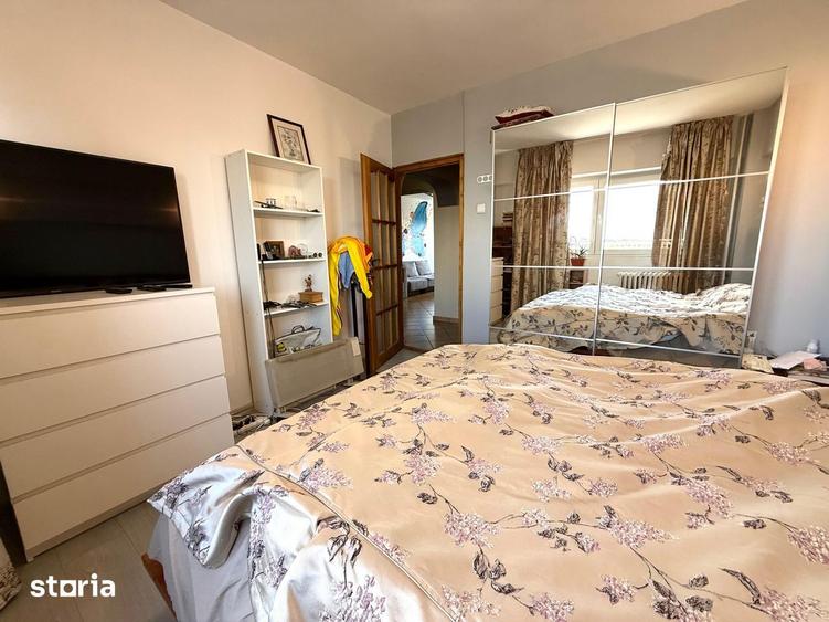 Apartament cu 4 camere decomandat, mobilat în Crângași