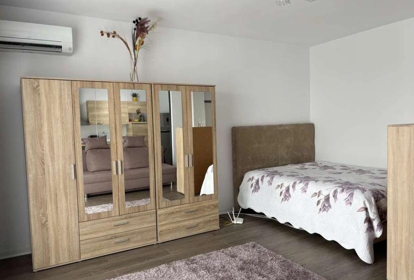 Apartament cu 2 camere semidecomandat, mobilat în Aviației