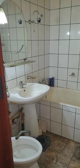 Inchiriez ap 2 camere - 7