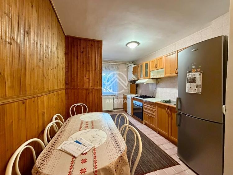 Apartament cu 3 camere decomandat în Gheorgheni