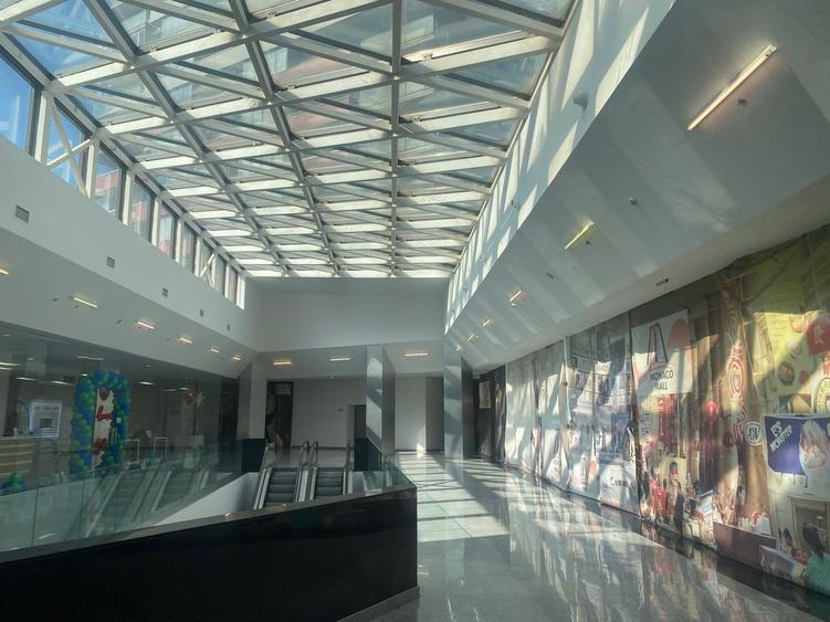Spațiu comercial, de 620 mp, în Berceni